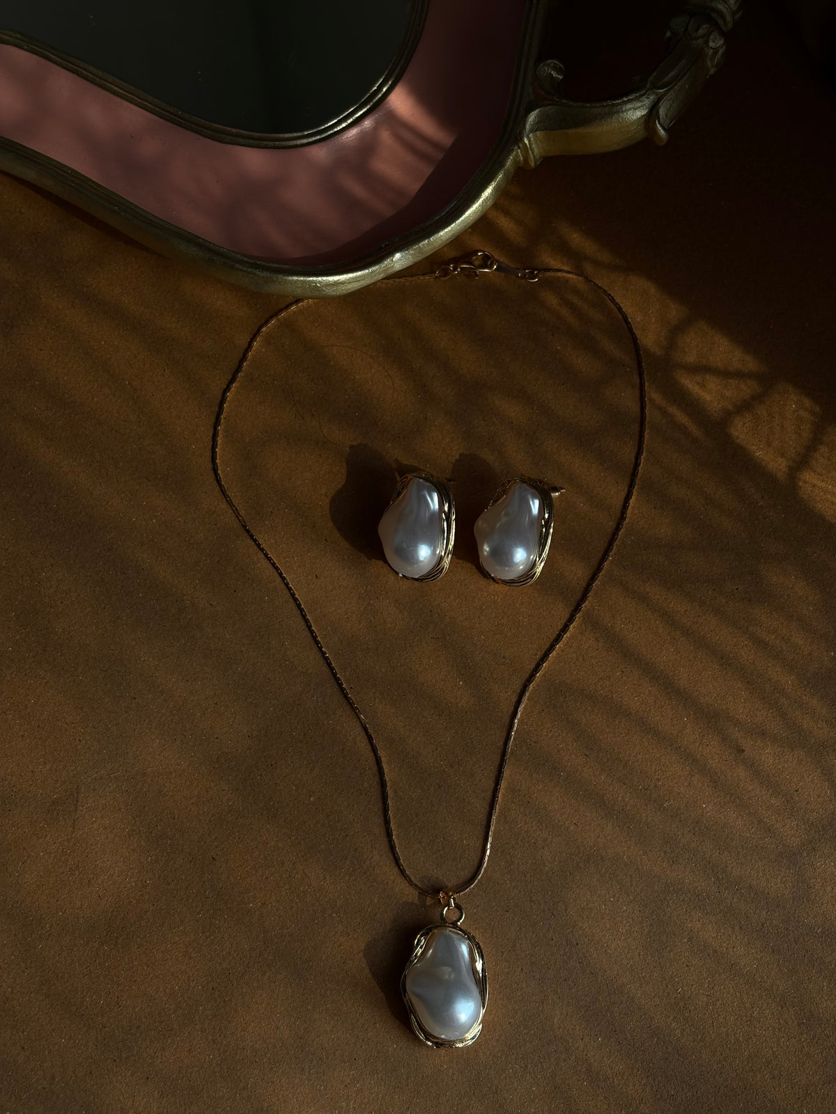 Elara Pearl Set