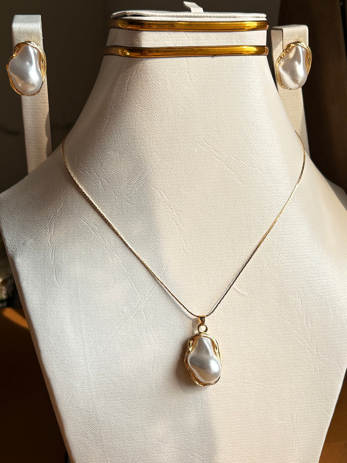Elara Pearl Set