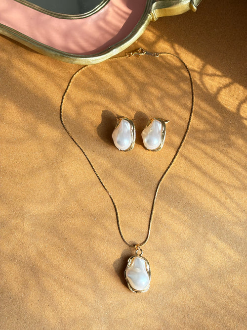 Elara Pearl Set
