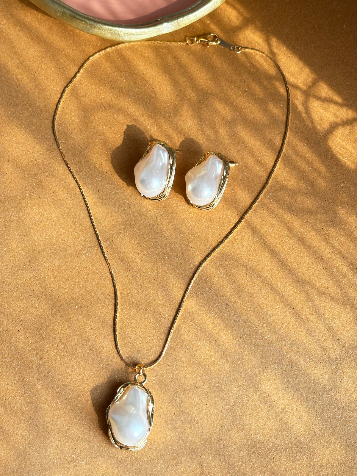 Elara Pearl Set